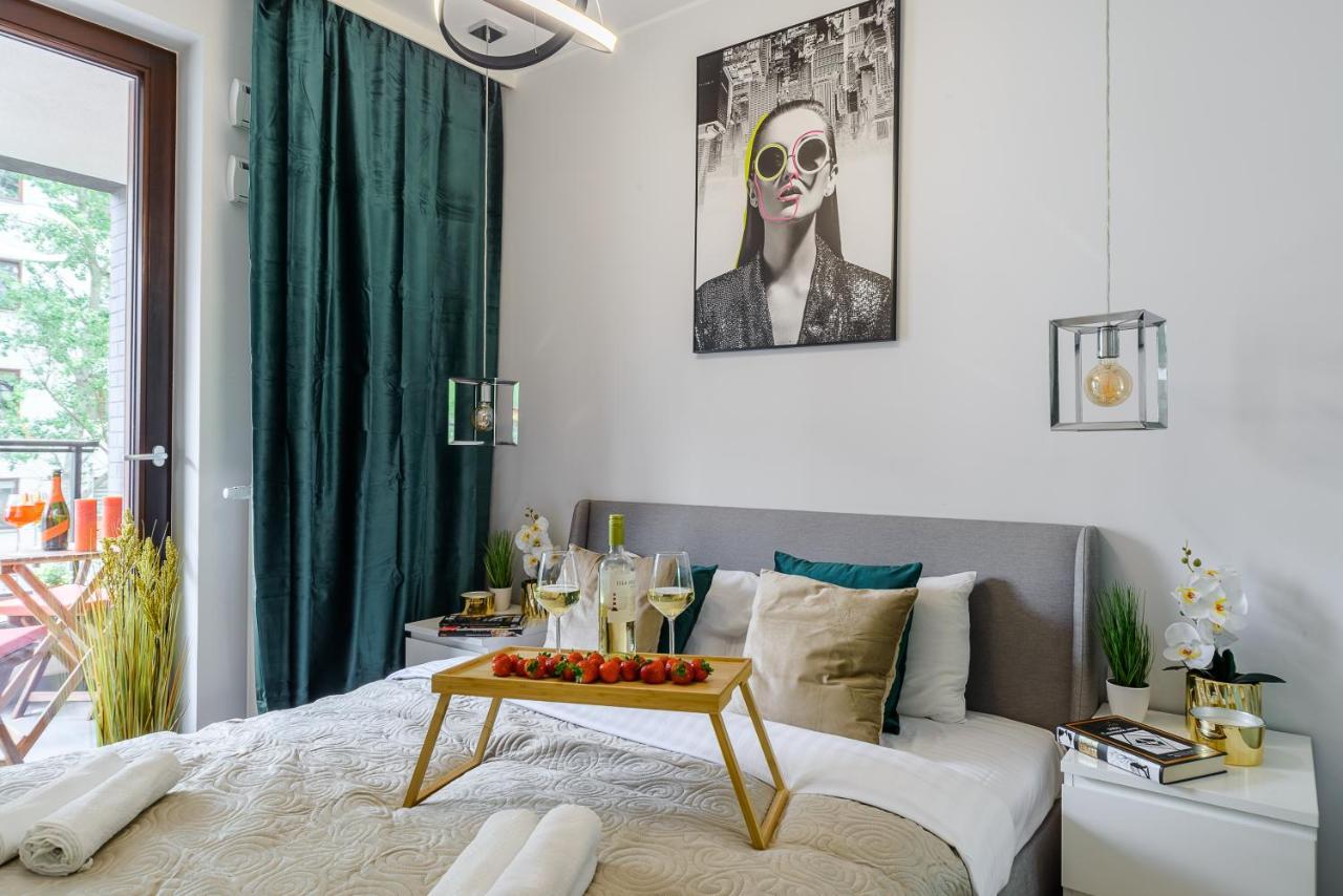Lumina Apartments Near Warsaw Uprising Museum Экстерьер фото