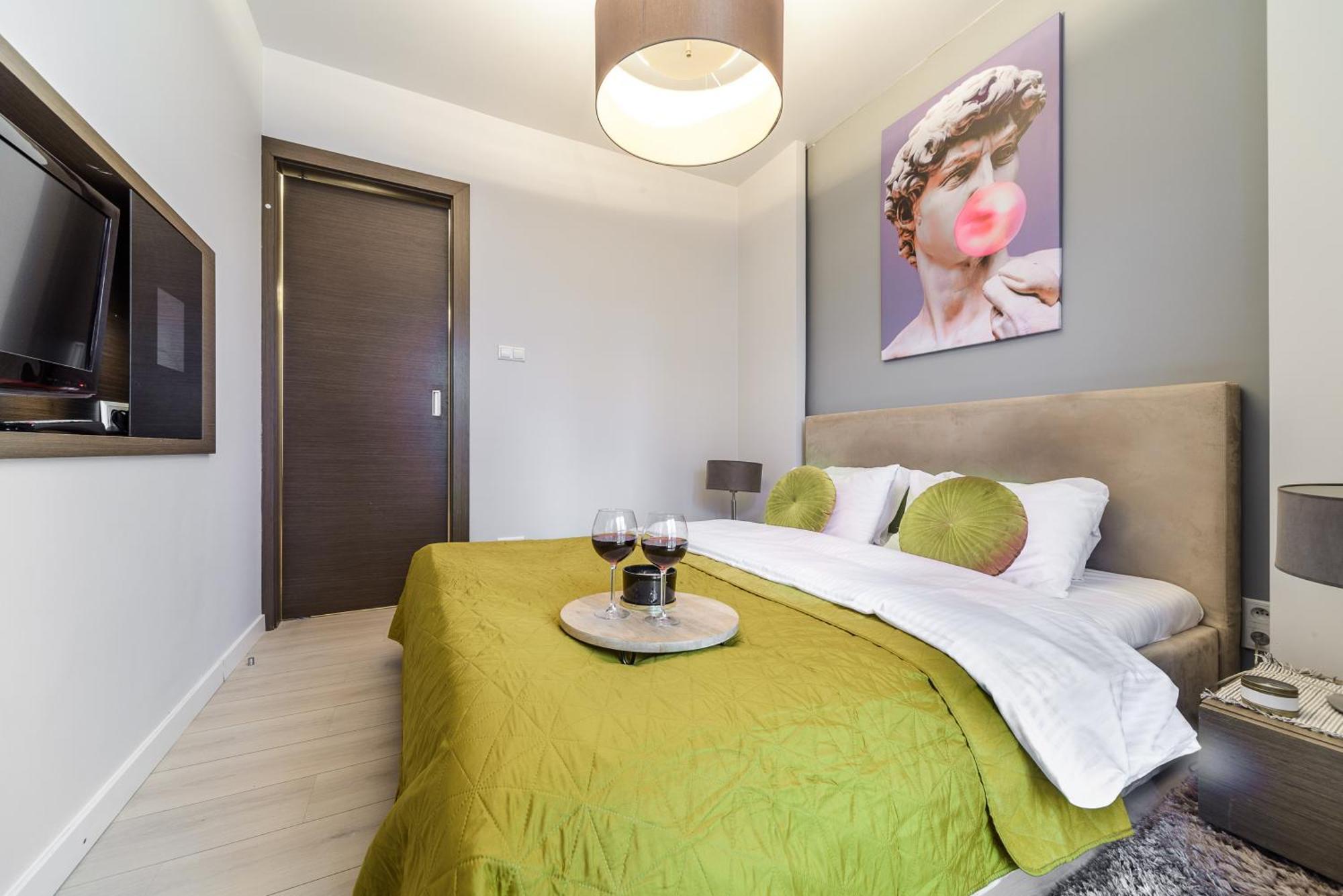 Lumina Apartments Near Warsaw Uprising Museum Экстерьер фото